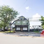 10 Mins To Airport Apt With King Beds