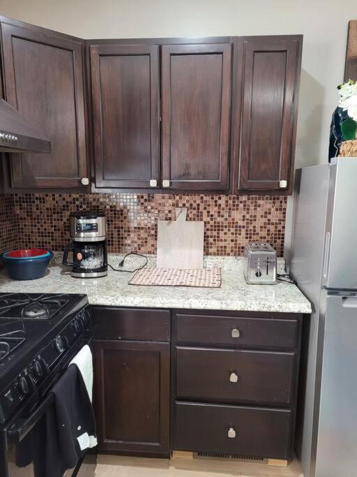 No Chores, 10min To Downtown And 25min To Niagara Falls Apartamento Buffalo
