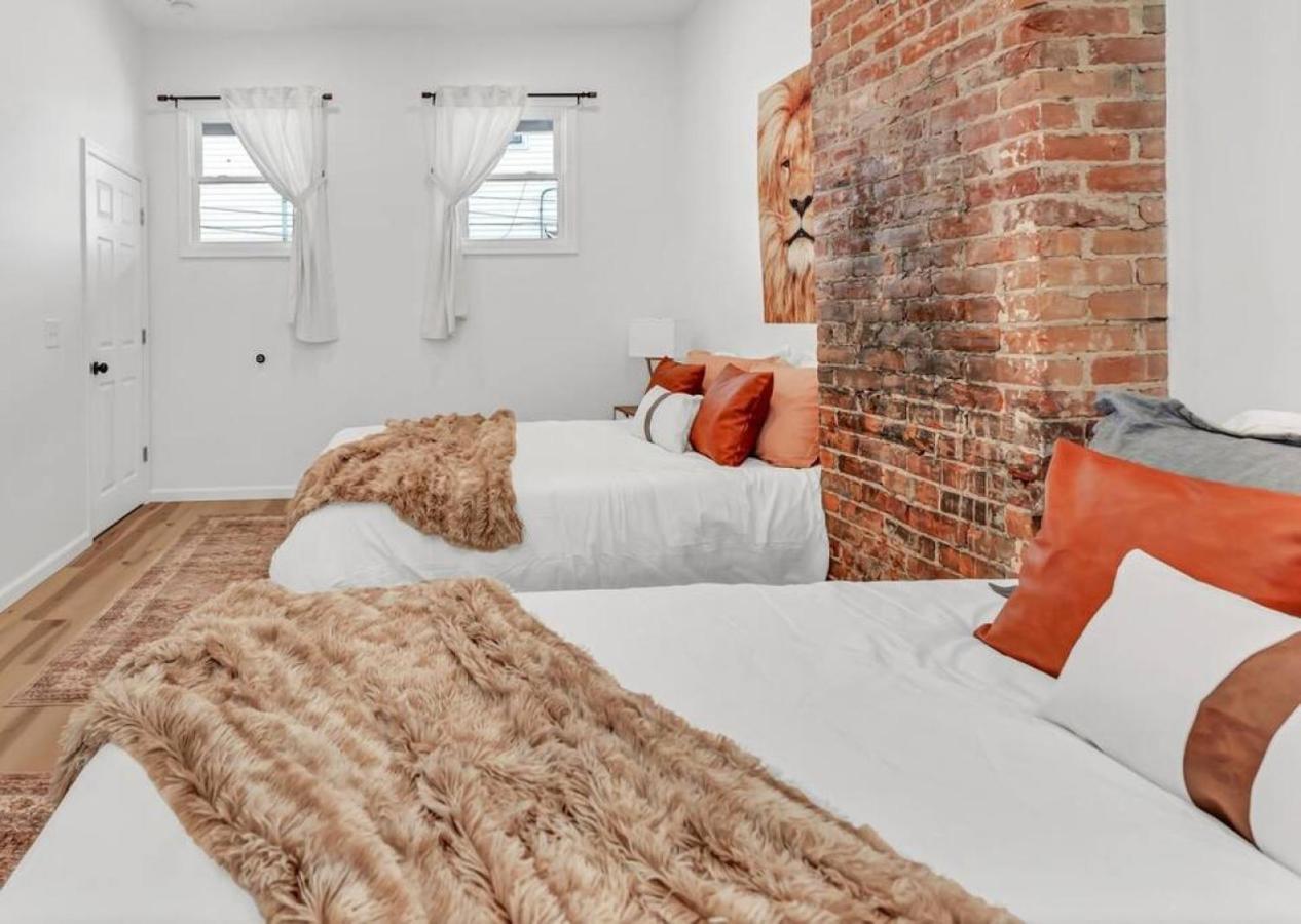 Trendy Two-level Apartment