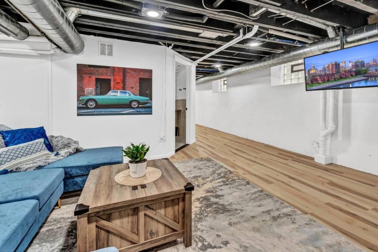 Trendy Two-level Apartment *