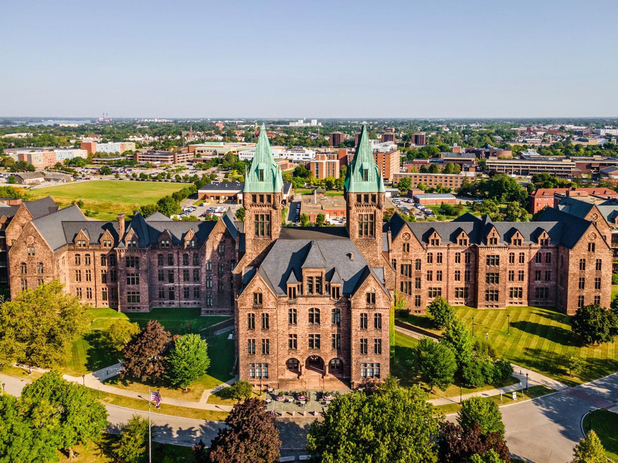 The Richardson 4* Buffalo