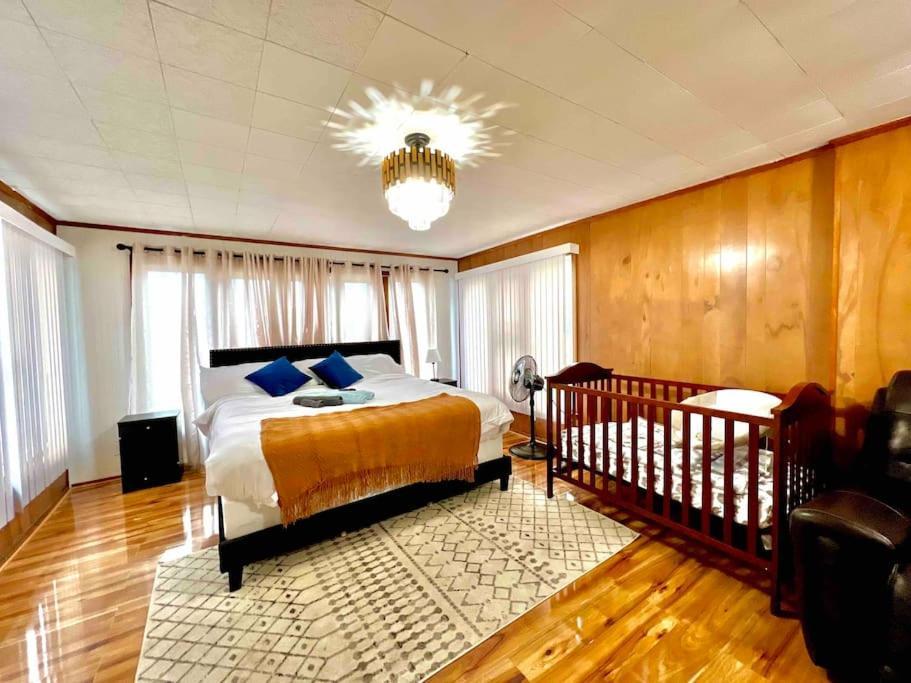 5 Bedroom House King Beds 1 Bath 20 Min To Falls