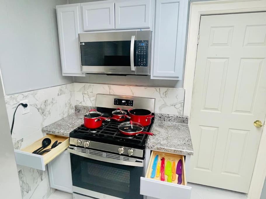 5 Bedroom House King Beds 1 Bath 20 Min To Falls Apartment Buffalo