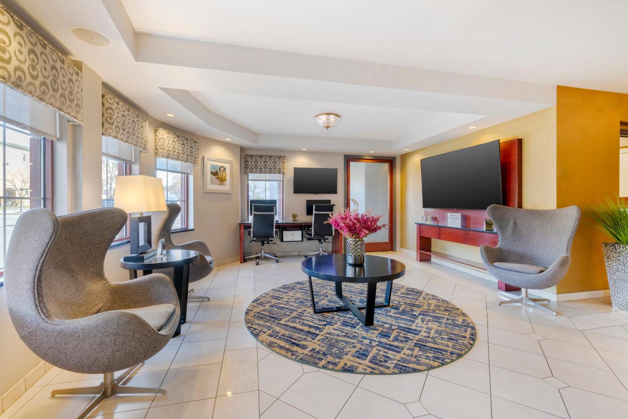 Western On The Avenue Hotel