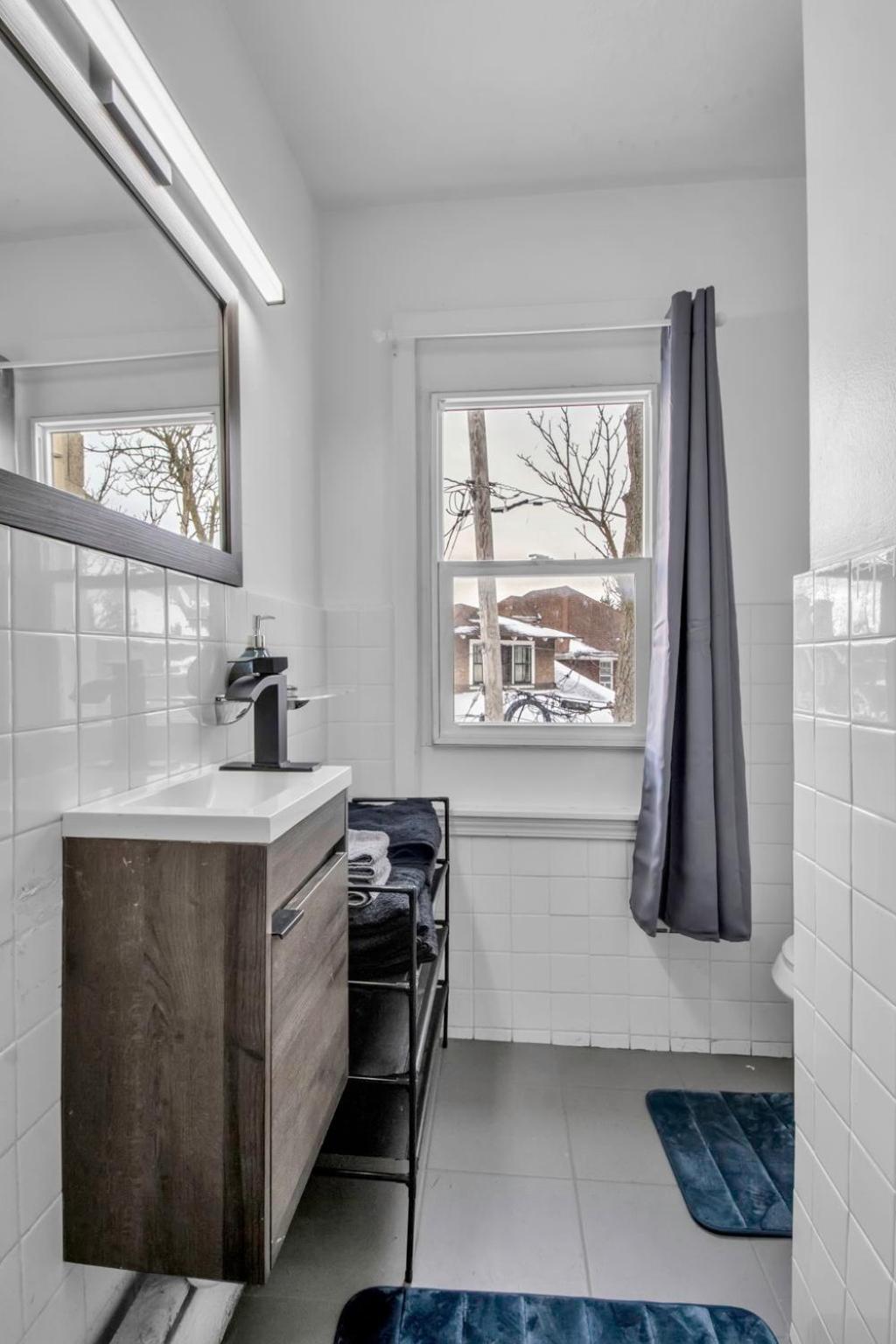 Cozy 3br Near Ub Niagara Falls - Pet Friendly Casa de férias