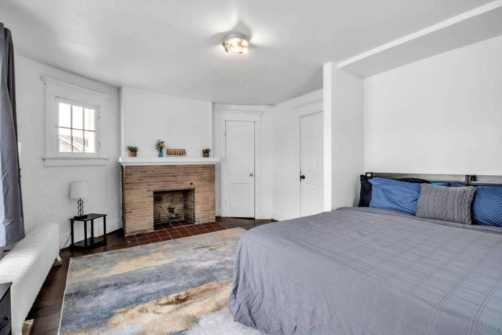 Casa de férias Cozy 3br Near Ub Niagara Falls - Pet Friendly *