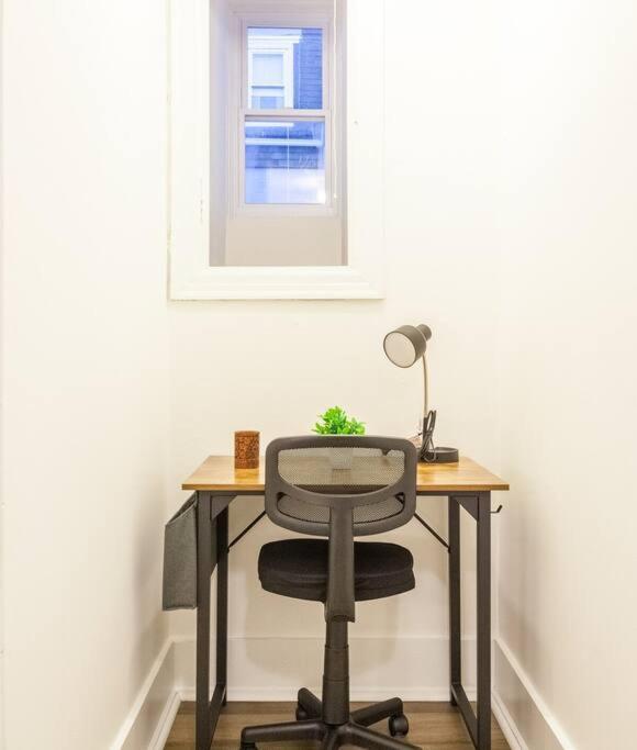 Deluxe Prospect Apt_niagrafalls+wifi+bill+kitchen Buffalo