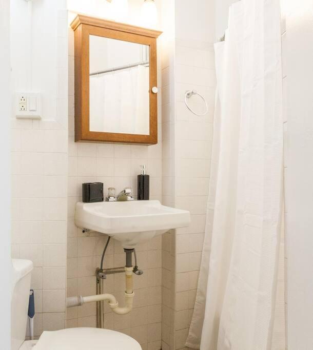 Deluxe Prospect Apt_niagrafalls+wifi+bill+kitchen * Buffalo