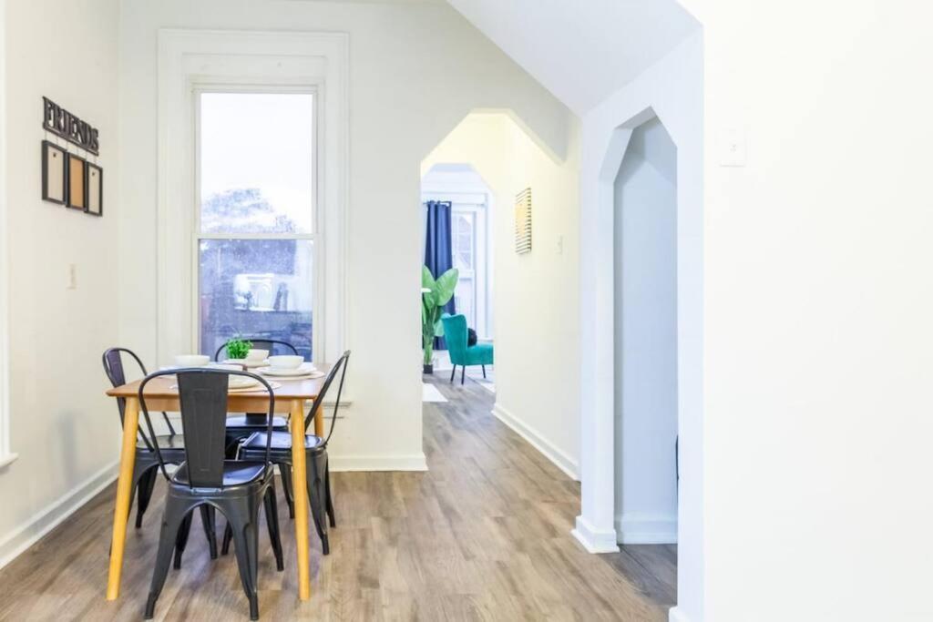 Apartamento Deluxe Prospect Apt_niagrafalls+wifi+bill+kitchen *