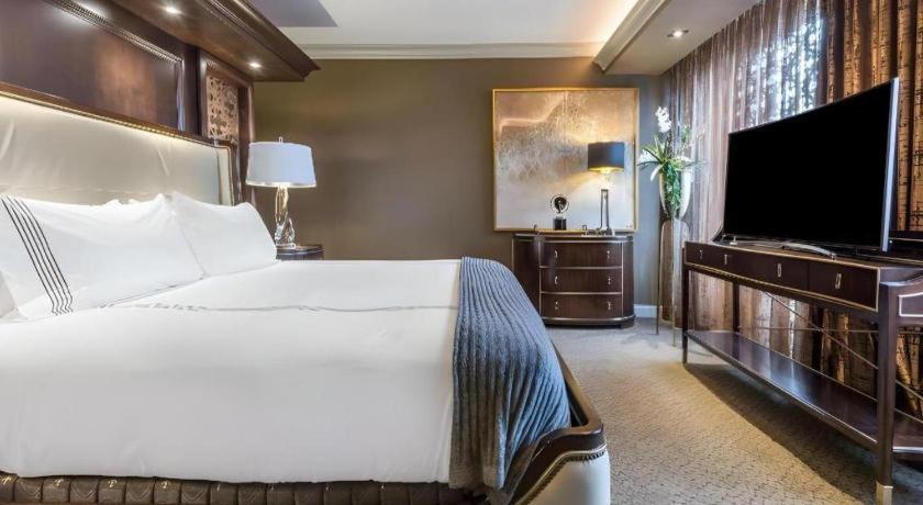 Hotel Curtiss Hotel, Ascend Collection Buffalo