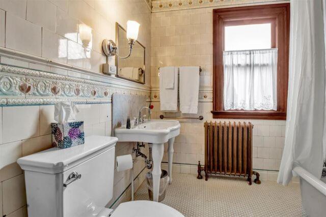 Hotel Innbuffalo Off Elmwood Buffalo