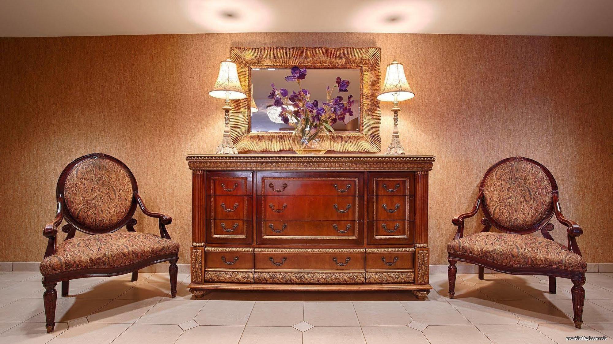 Western On The Avenue Hotel 3*