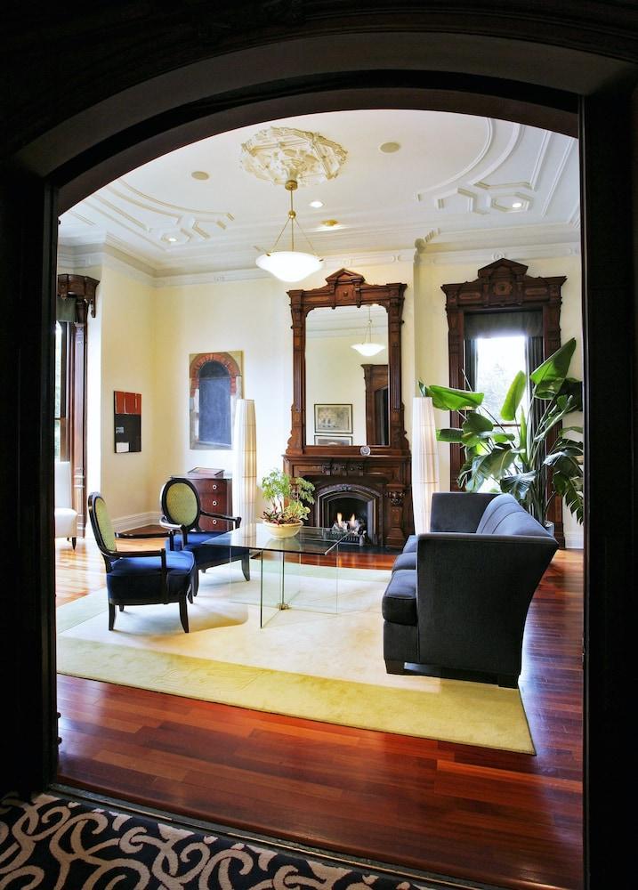 The Mansion On Delaware Avenue Hotel