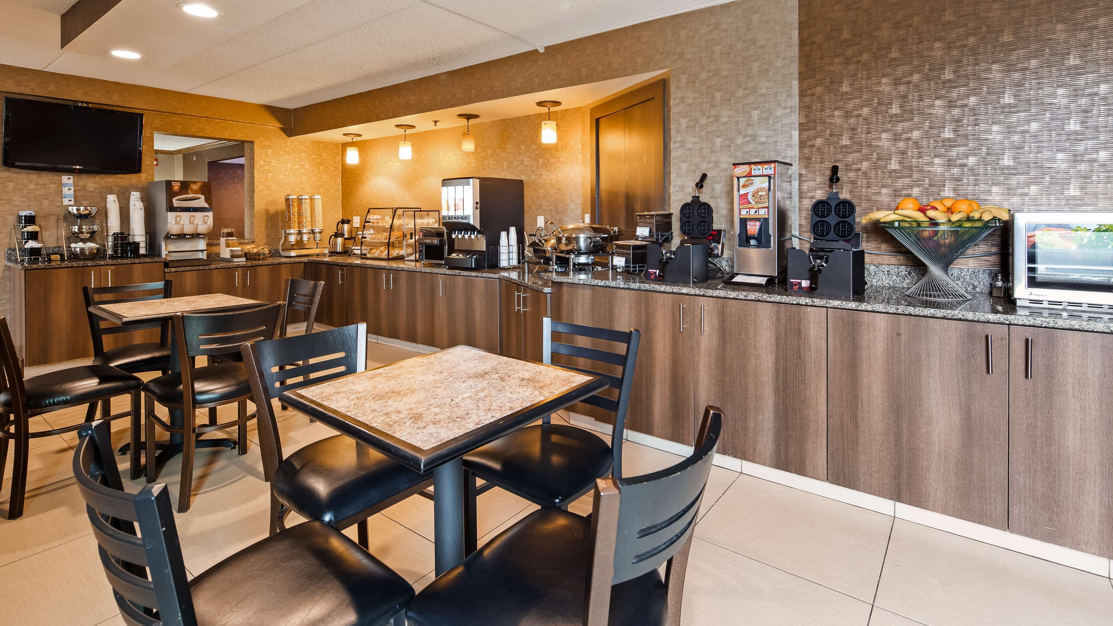 Western Airport 3*