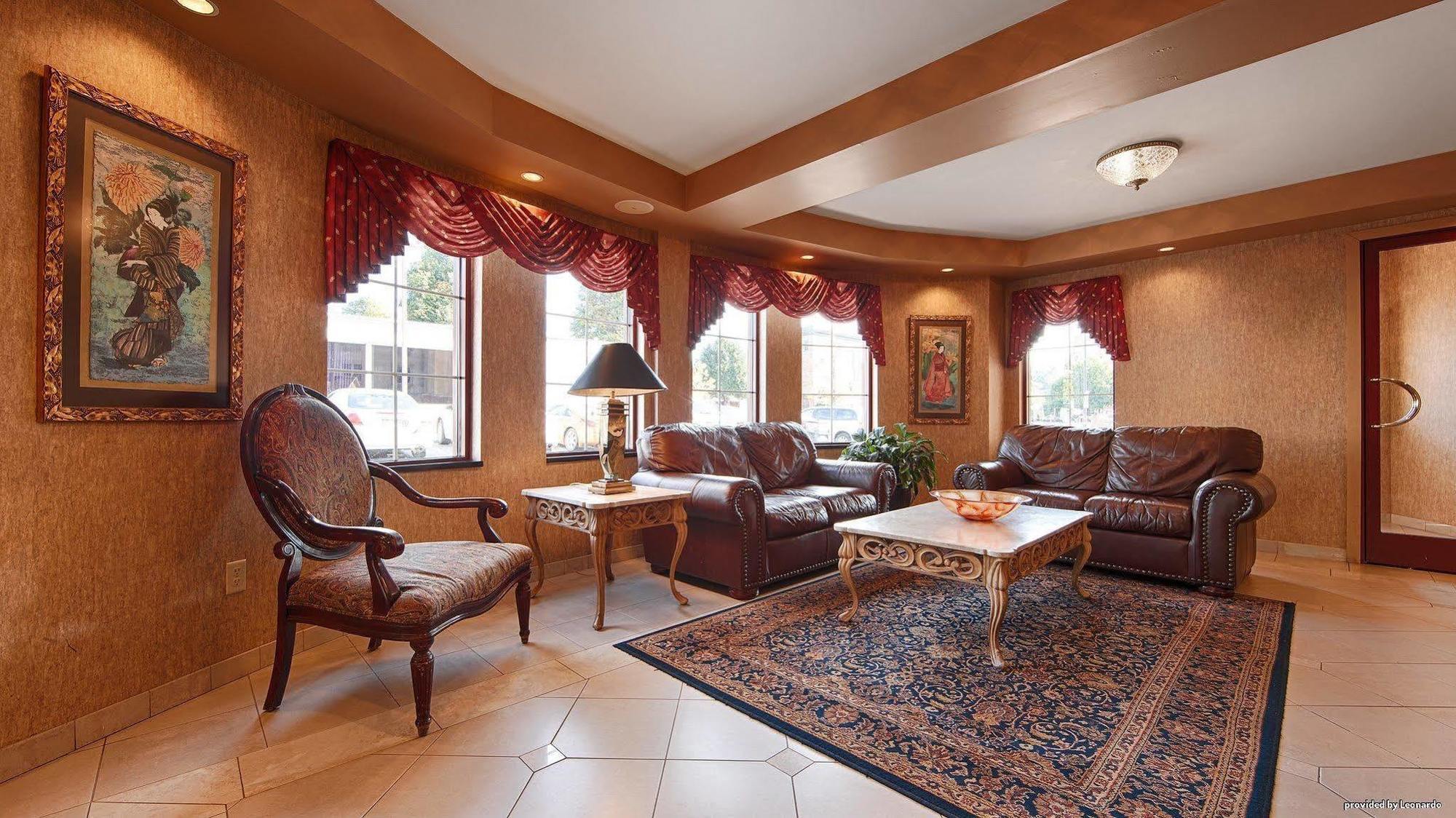 Western On The Avenue Hotel 3*