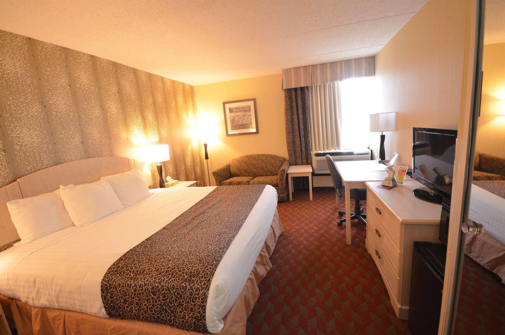 Western Airport 3*
